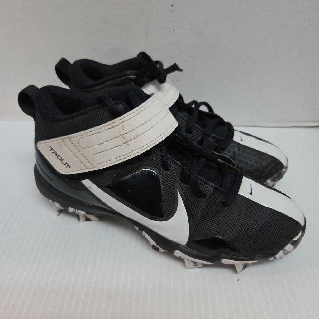 Nike Trout FASTFLEX Baseball/Softball Cleats Black/White Size 5 Preowned