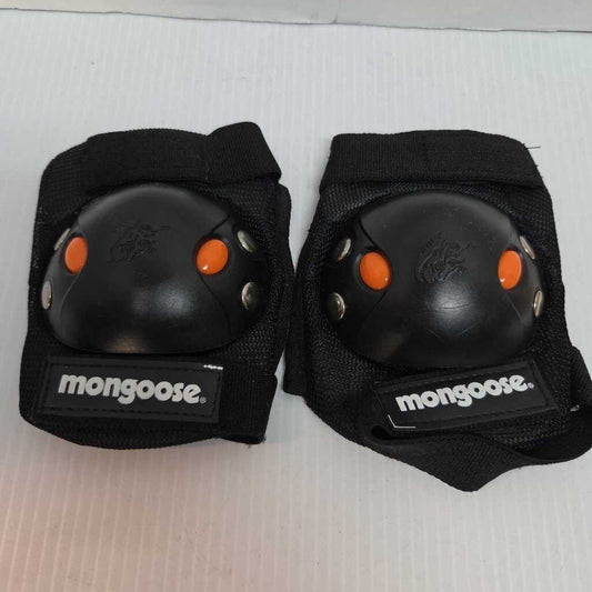 Mongoose Inline Knee/Elbow Pads Black Size Youth M/L Preowned