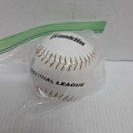 Franklin 1552 Official League Softball White 12"Preowned