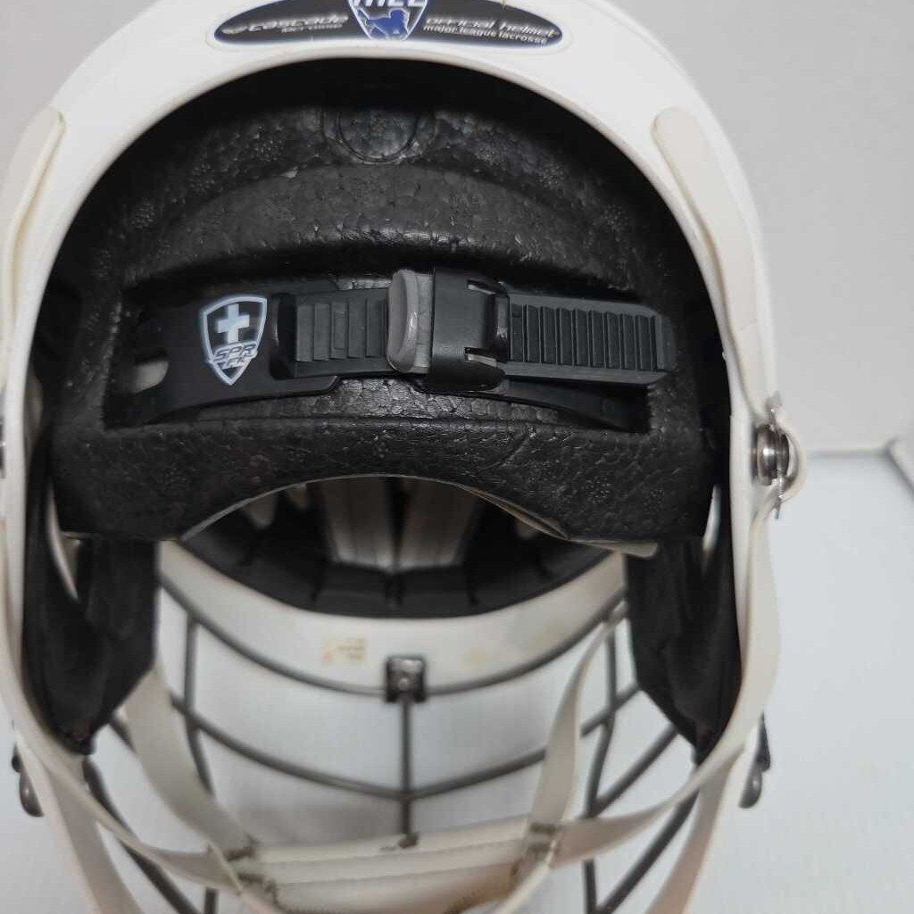 Cascade CPV-R Lacrosse Helmet White Size S/M Adjustable Preowned
