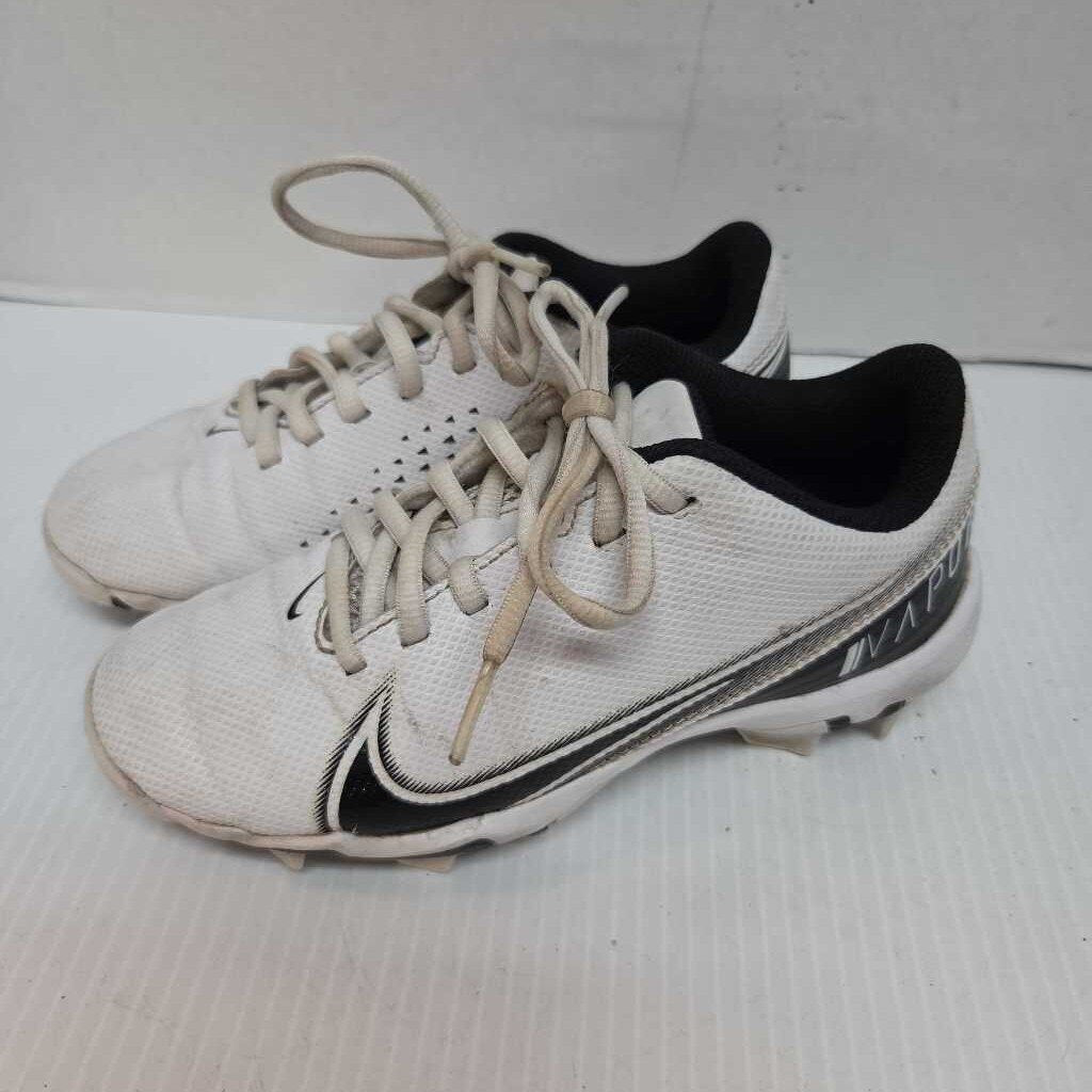 Nike Vapor Molded Baseball Cleats White/Black Size 2 Preowned