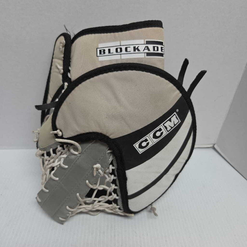 CCM Blockade Street Hockey Goalie Trapper White/Black Fits Left Hand Preowned