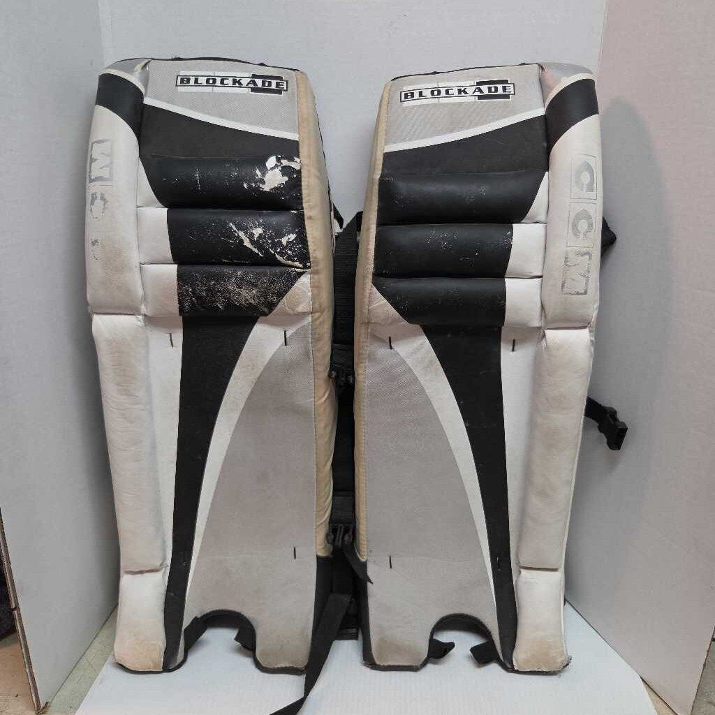 CCM Blockade Street Hockey Goalie Leg Pads hite/Black Size 28" Preowned