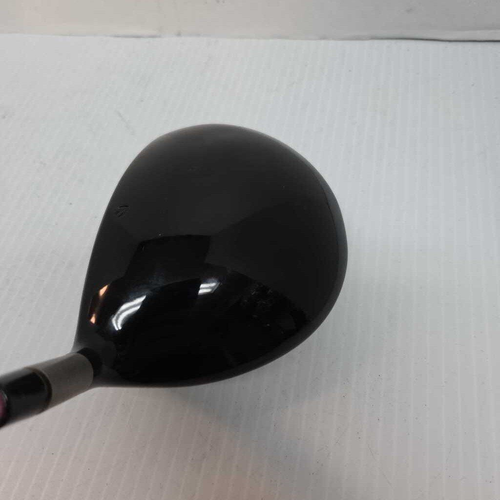 TaylorMade R7 Quad Driver 9.5* Mens Right Hand With Pink Reg Flex Aldila NV Graph Shaft 65G Preowned